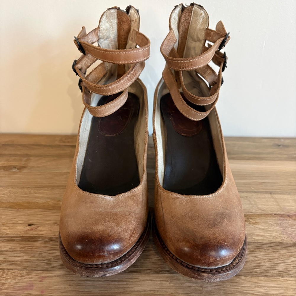 Freebird Tan Randi Ankle Boots - Picture 4 of 9